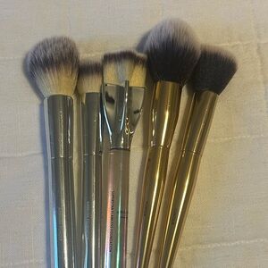 IT Cosmetics Makeup Brushes